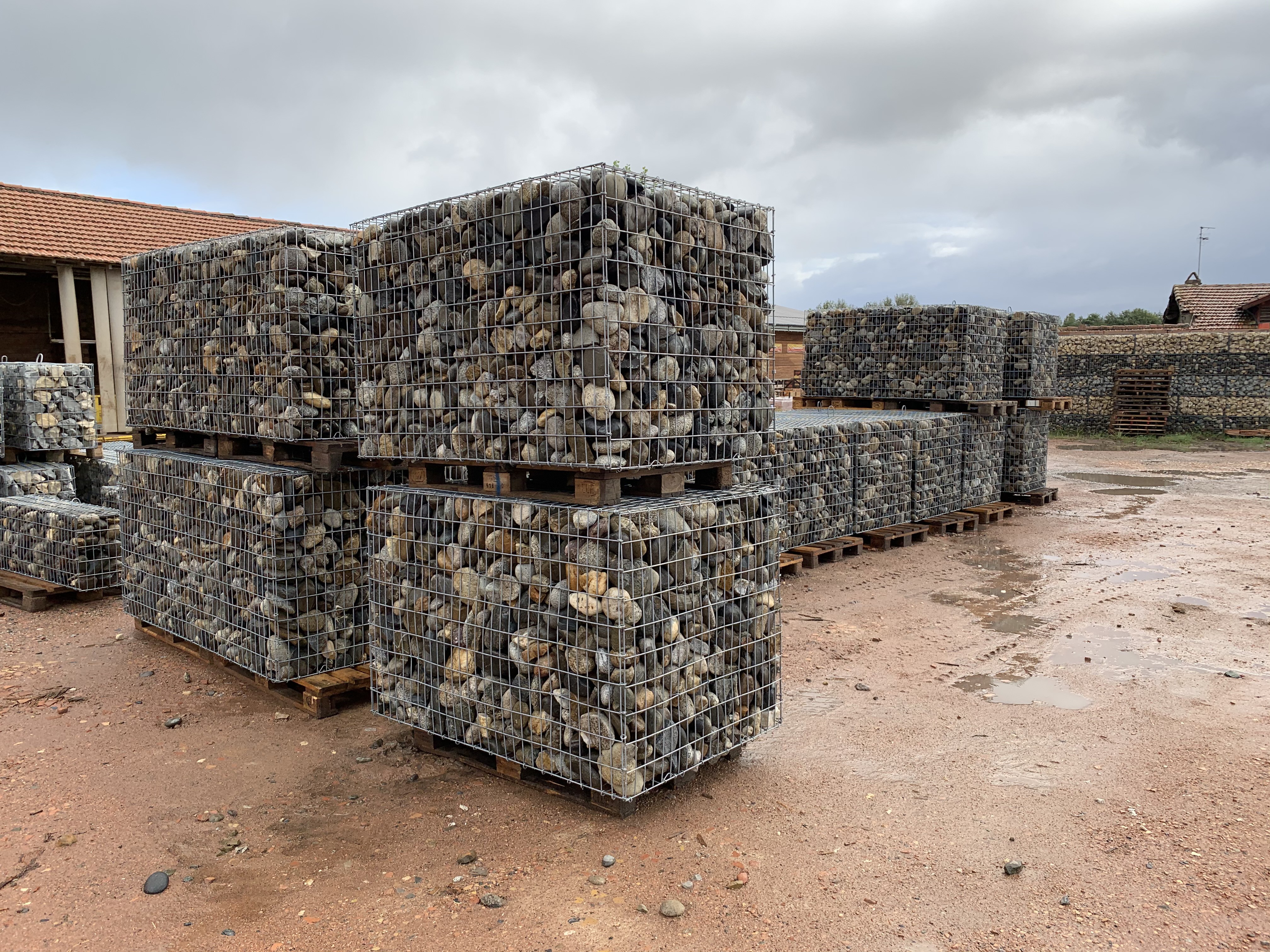 Gabion pré-rempli en galets de Garonne